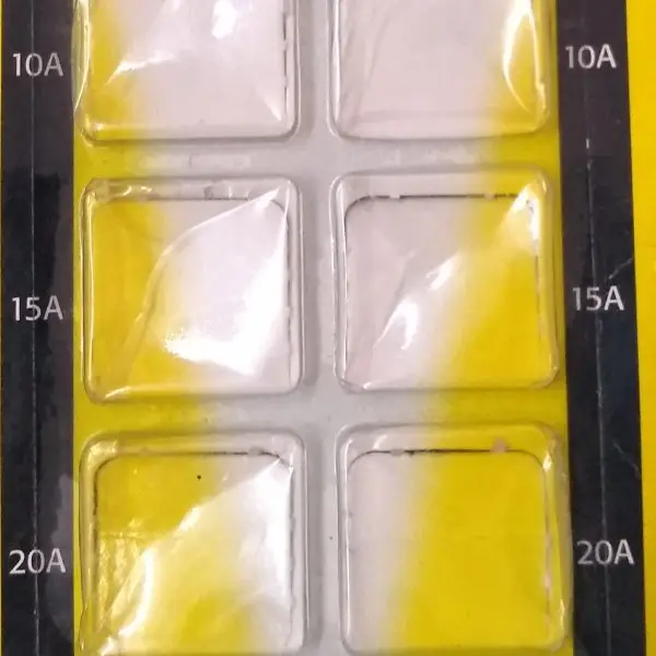FUSIBLES CUADRADOS SURTIDOS 2148 5 7.5 10 15 20 25 30AMP FLOSSER