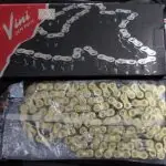 CADENA TRACCION 428H-136L SEMIDORADA UNIVERSAL VINI