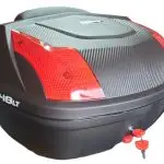 CAJUELA NEGRA CON ROJO 48 LITROS NEGRA